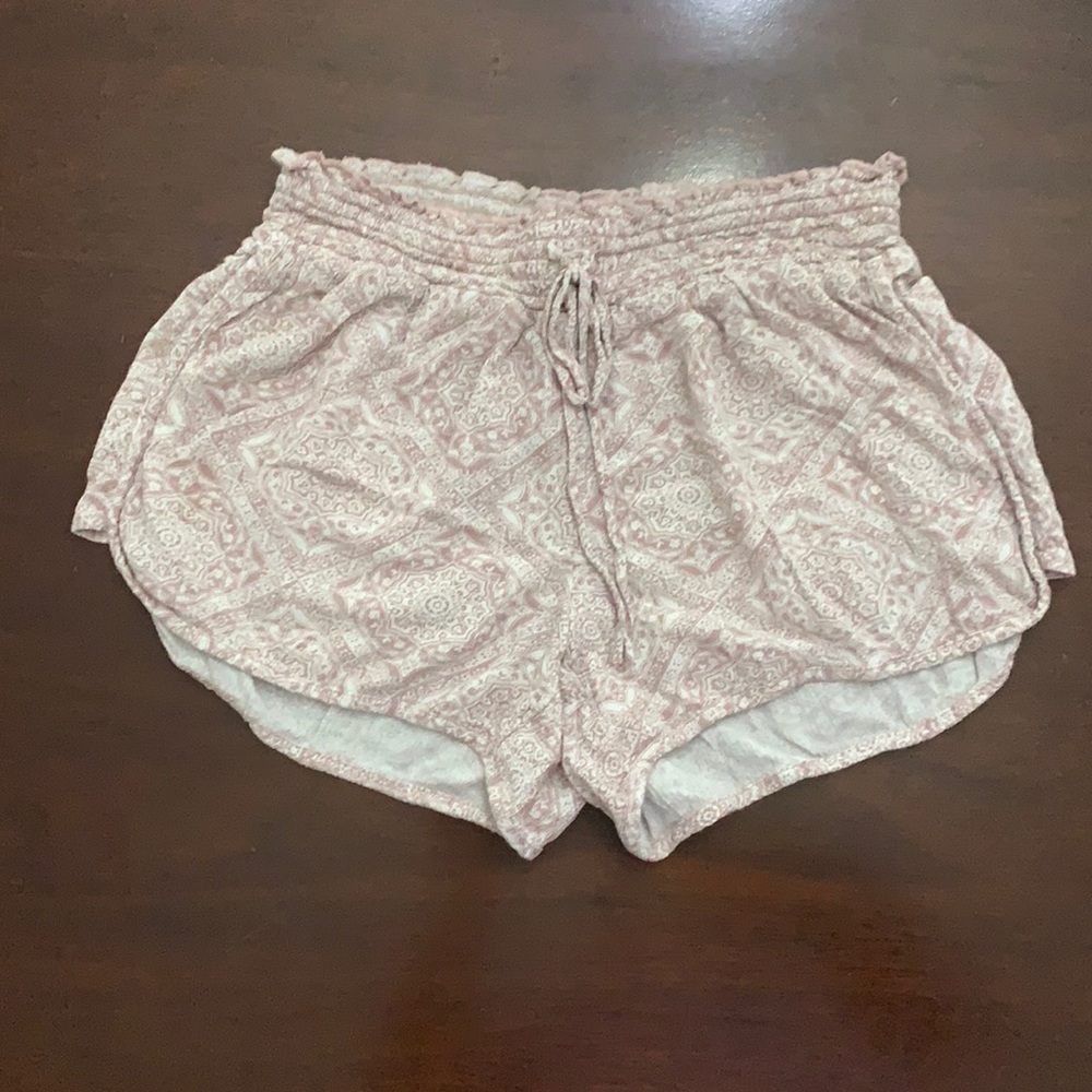 American Eagle flowy shorts